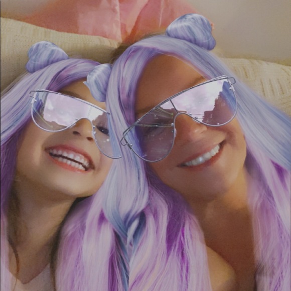 Meet your Posher, Mary - Picture 1 of 1